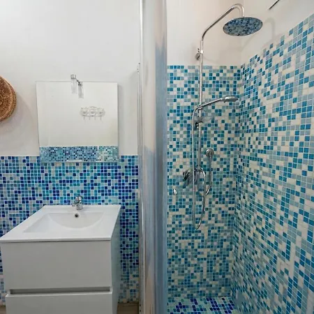 بيت ضيافة Luvara