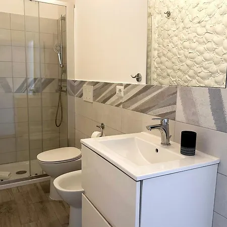Luvara بيت ضيافة 3*